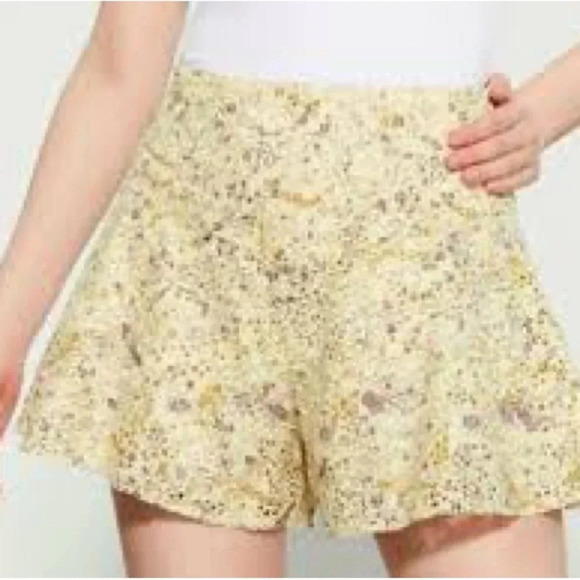 Free People High Waisted Lace Shallow Water Tea Combo Yellow Short/Skorts - Picture 1 of 11